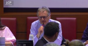 Philippe Juvin veut offrir les HLM à leurs locataires après 20 ans d'occupation