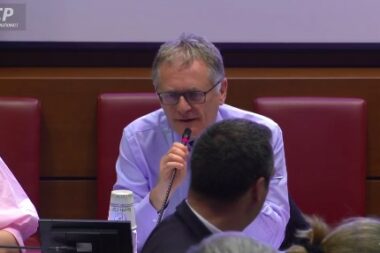 Philippe Juvin veut offrir les HLM à leurs locataires après 20 ans d'occupation