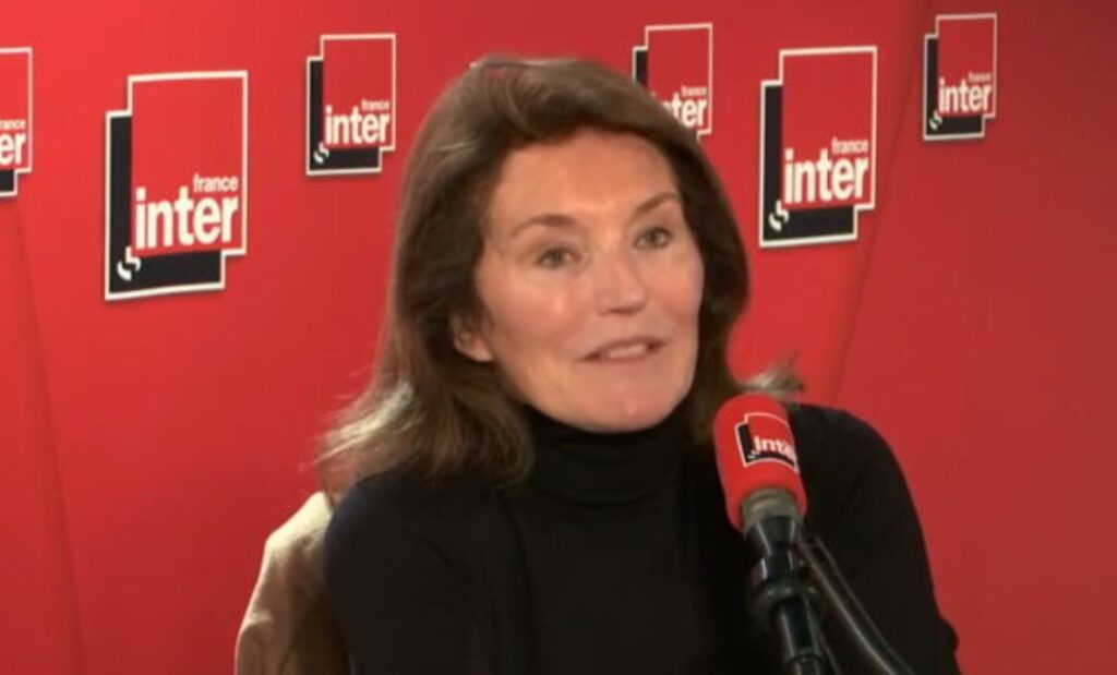 « L’Histoire finira par rétablir la vérité » : Cécilia Attias vole au secours de Nicolas Sarkozy avant son incarcération