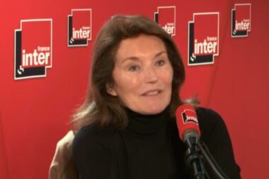 « L’Histoire finira par rétablir la vérité » : Cécilia Attias vole au secours de Nicolas Sarkozy avant son incarcération