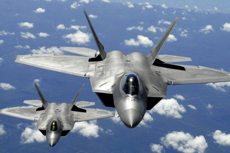 Caracas accuse Washington de provocation aérienne près de ses côtes