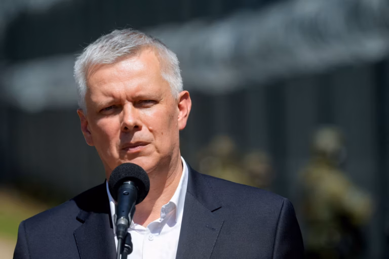 Deux Ukrainiens arrêtés en Pologne dans le cadre d’une opération contre l’espionnage (AP)