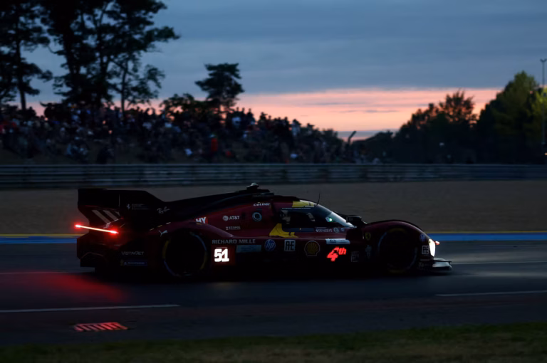 Ferrari mise sur la génération IA avec une vente aux enchères crypto pour sa voiture victorieuse du Mans (AP)