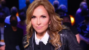 Hélène Ségara rassure ses fans - « Je souffre beaucoup moins qu’avant » et revient sur sa chute à la Star Academy