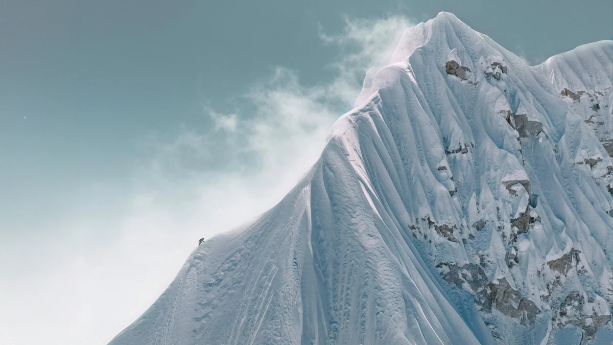 Himalaya - deux alpinistes français réussissent la première ascension du Jannu Est