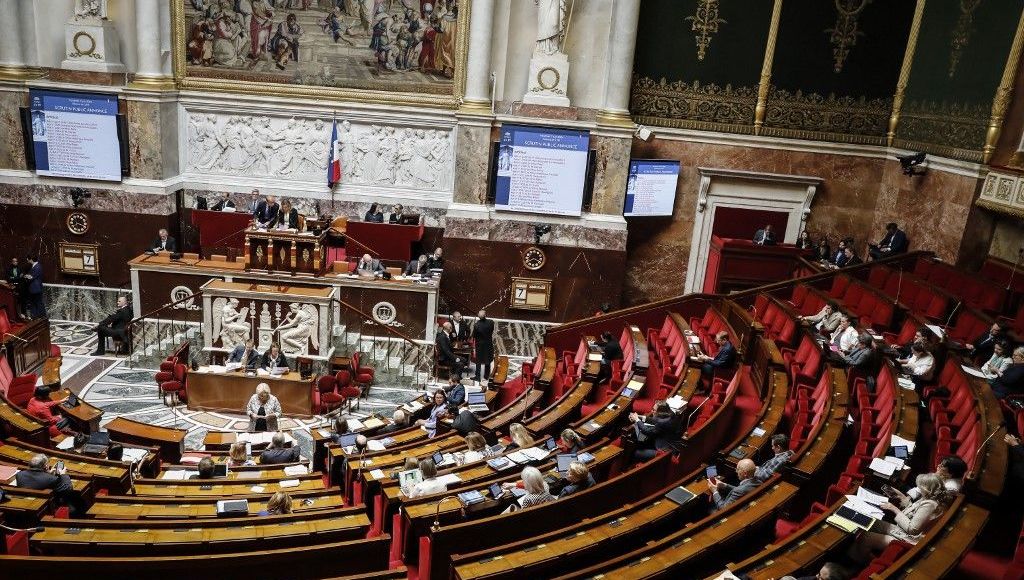 EXCLU ENTREVUE - Vers des législatives anticipées les 16 et 23 novembre, l’Élysée consulte les présidents du Sénat et de l’Assemblée