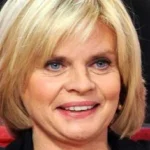 Isabelle Nanty toujours convalescente : l'actrice manquera la sortie de son film de Noël