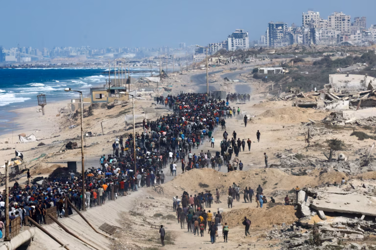 Le Hamas appelle à la mise en œuvre rapide des prochaines étapes du cessez-le-feu (AP)
