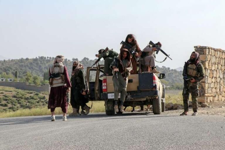 Le Pakistan et l’Afghanistan s’entendent sur une trêve de 48 heures après de violents affrontements frontaliers