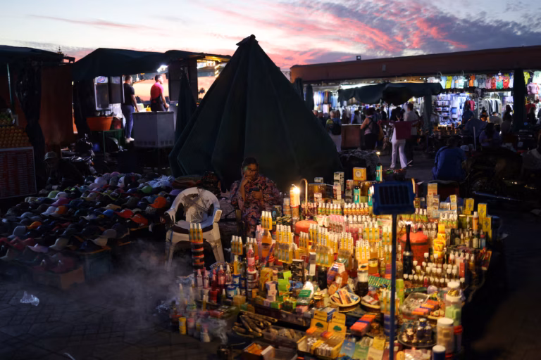 Le roi du Maroc exhorte à des réformes urgentes pour l’emploi et le développement rural (AP)