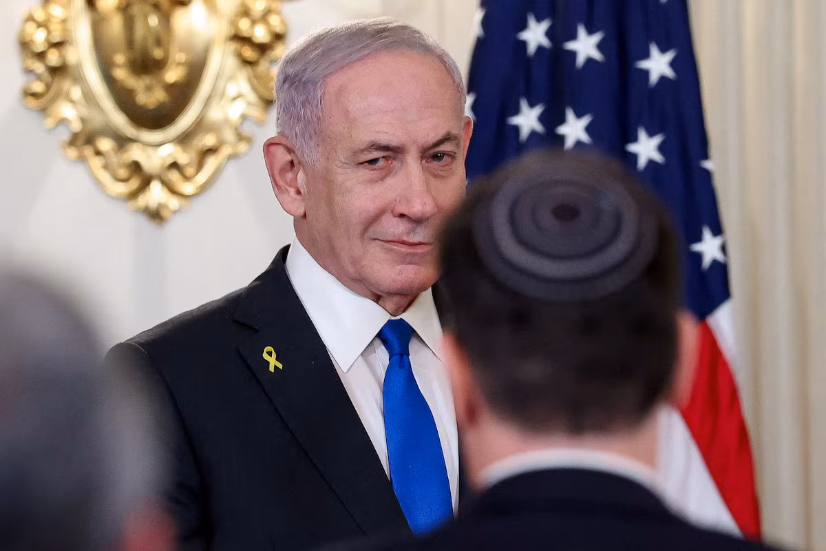 Netanyahou mise sur le plan Trump pour Gaza, entre regain diplomatique et risques internes (AP)