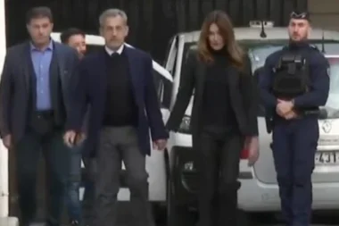 Nicolas Sarkozy incarcéré à la prison de la Santé - La Fouine malgré lui au cœur d’une scène surréaliste