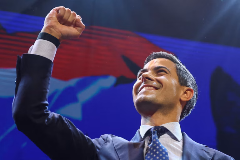 Pays-Bas - le parti centriste D66 remporte les élections, Rob Jetten en route pour devenir le plus jeune Premier ministre (AP)