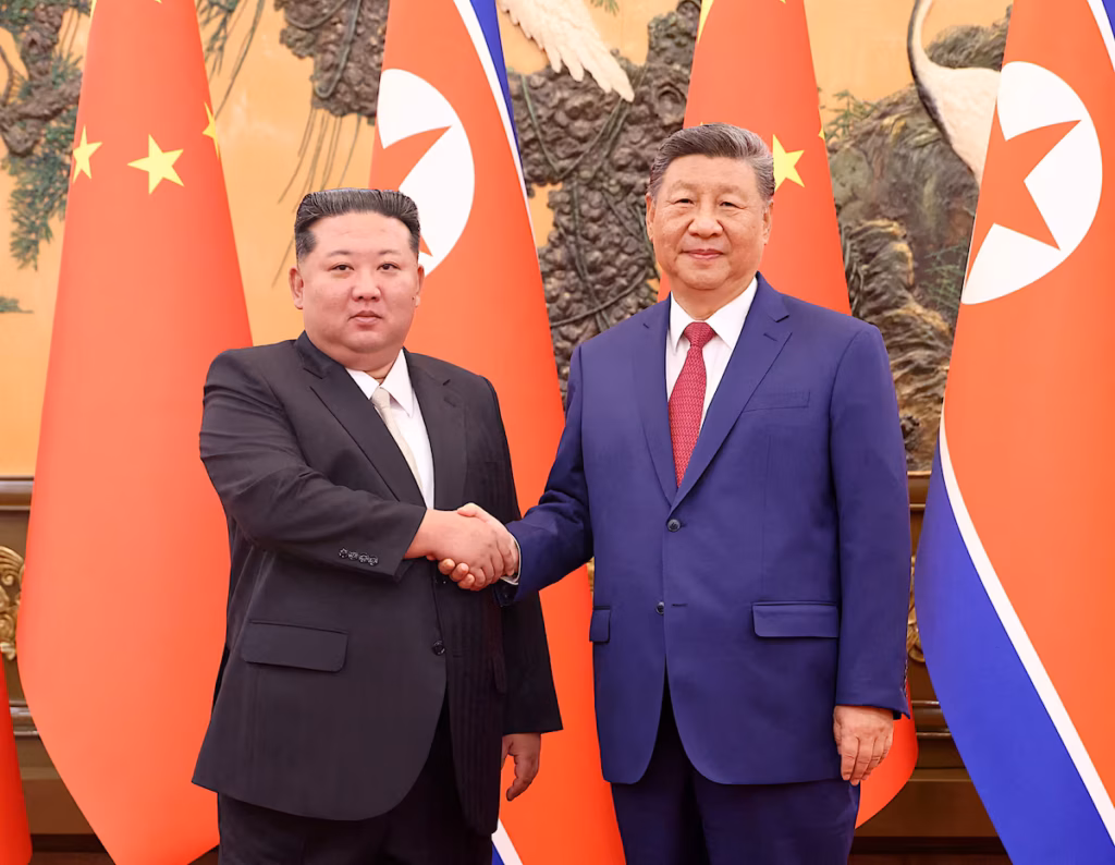 Pékin et Pyongyang s’engagent à renforcer leur coopération stratégique régionale (AP)