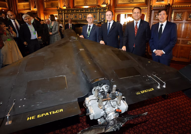 « Préparez-vous à une frappe russe “en profondeur” » : l’avertissement cinglant du chef de la diplomatie polonaise