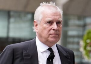 Royaume-Uni - le prince Andrew renonce à son titre de duc d’York après des années de scandales