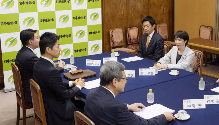 Takaichi cherche à rallier la droite nationaliste pour devenir Premier ministre du Japon (AP)