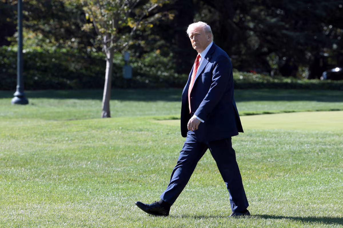 Trump menace d’une « augmentation massive » des droits de douane sur les produits chinois et annule sa rencontre prévue avec Xi Jinping (AP)