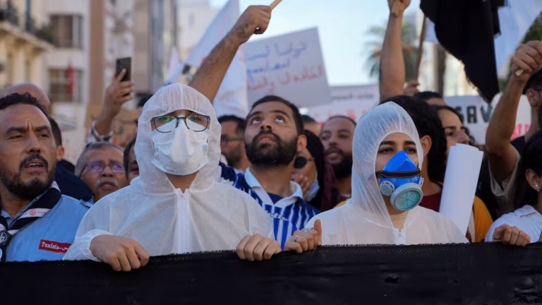 Tunisie - des centaines de manifestants à Tunis contre la pollution et la crise environnementale (AP)