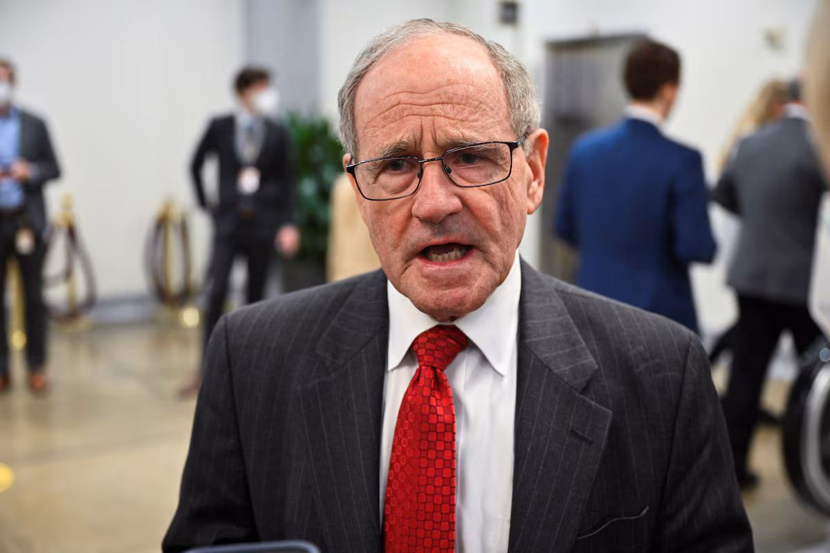 Un sénateur américain prépare un projet de loi pour intensifier la pression sur la Chine au sujet de Taïwan (AP)