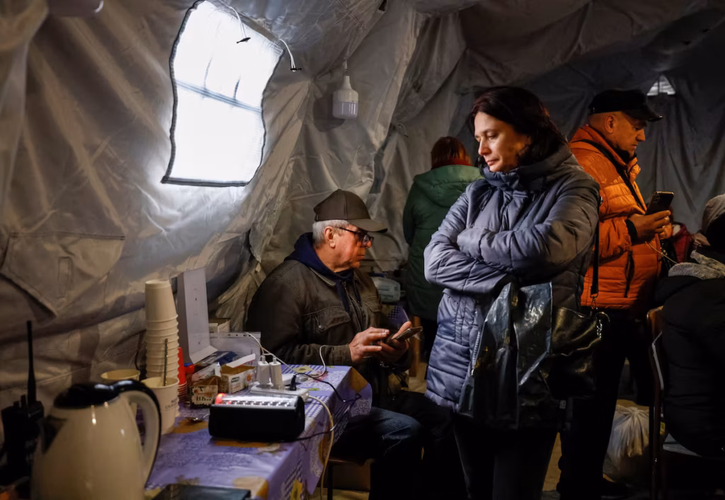 Une attaque de drone russe tue quatre civils dans la région de Tchernihiv, en Ukraine