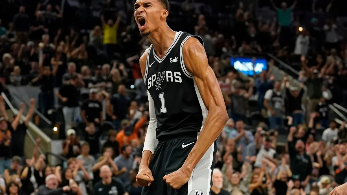 Victor Wembanyama prolonge avec les Spurs jusqu’en 2027