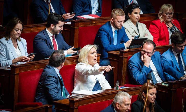 Censure systématique pour un retour aux urnes : LFI et le RN, de la promesse au passage à l’acte