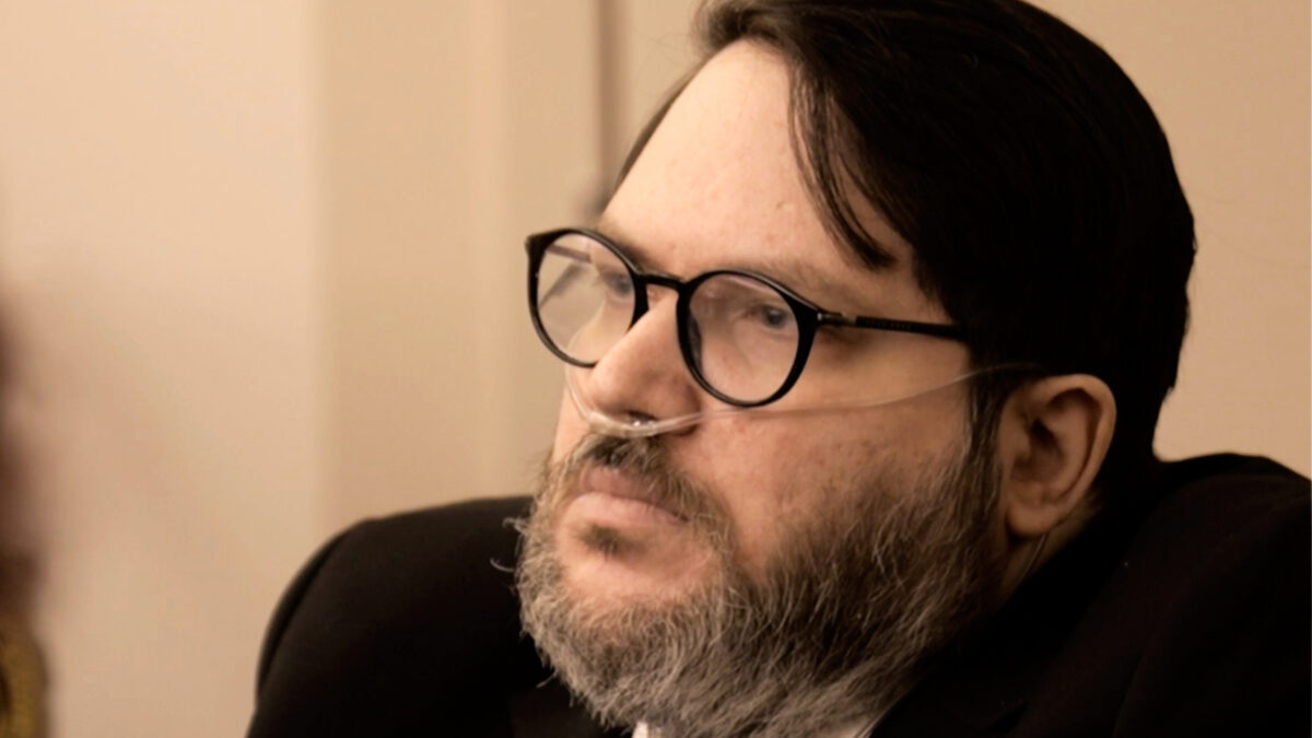 Insolite - Aux États-Unis, un violeur simule sa mort pour échapper à la justice. Il est retrouvé puis condamné à 5 ans de prison. (AP)