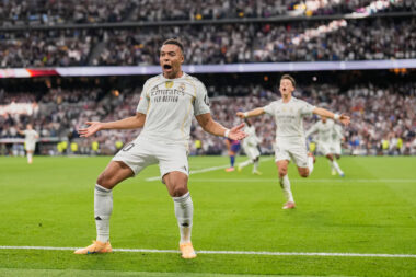 FOOT - Le Real Madrid domine le FC Barcelone 2-1. Mbappé une nouvelle fois buteur