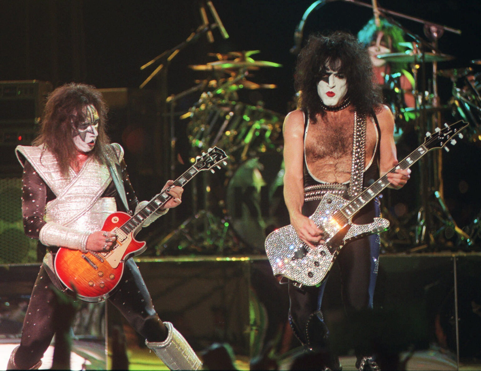 Ace Frehley, le légendaire guitariste de KISS, meurt à 74 ans après une lourde chute. (AP/Todd Plitt)