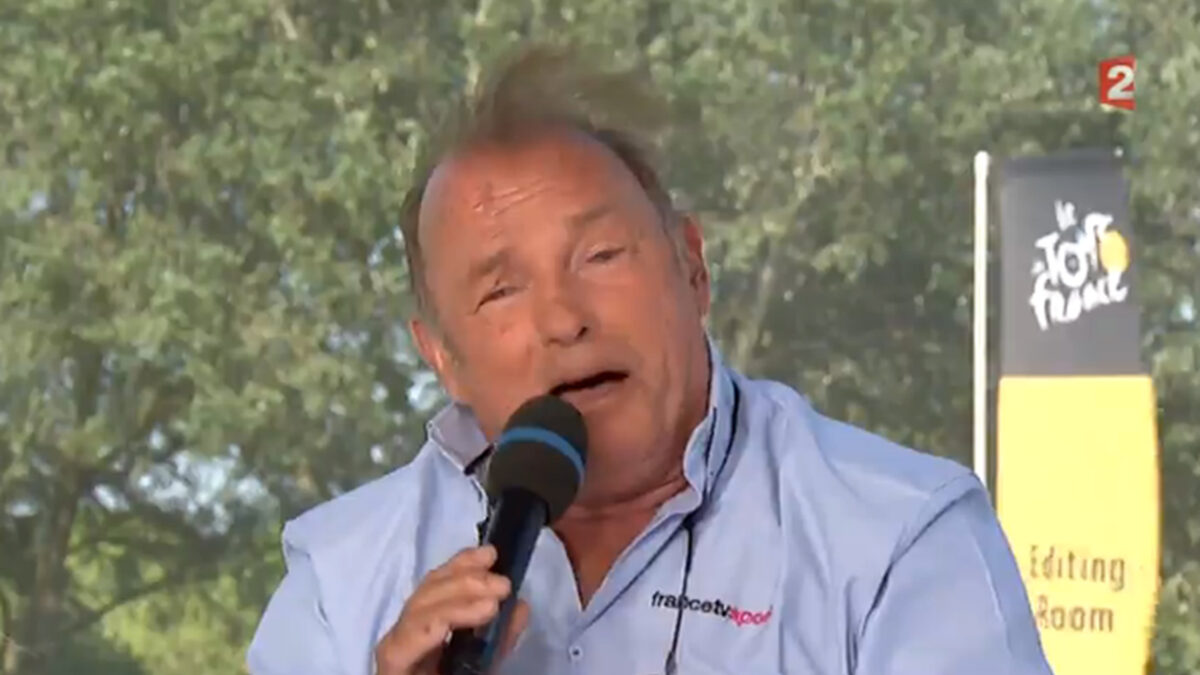 Mort de Jean-René Godart, voix mythique du cyclisme sur France Télévisions. (France 2)
