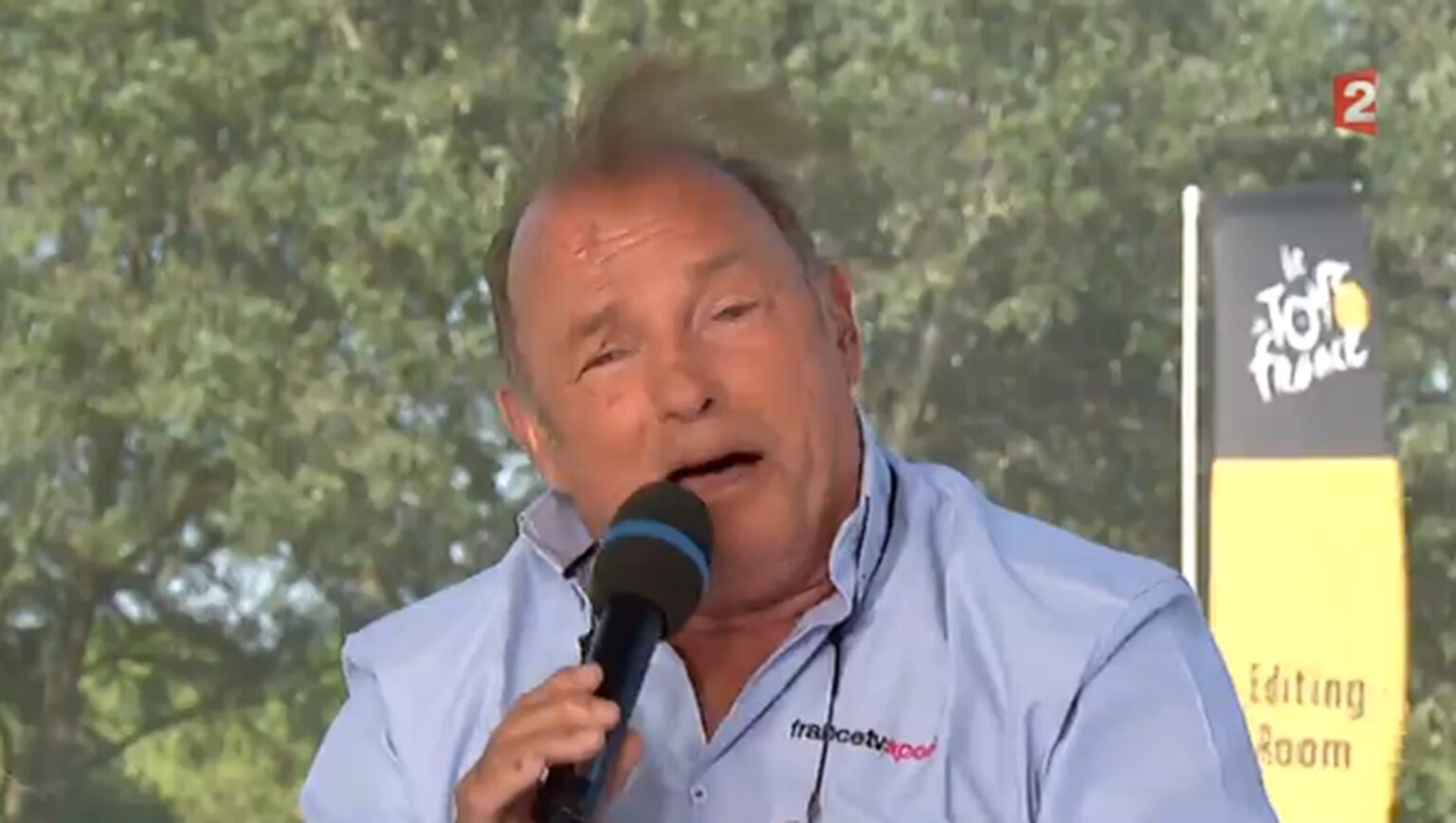 Mort de Jean-René Godart, voix mythique du cyclisme sur France Télévisions. (France 2)