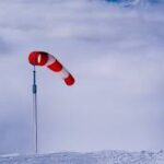 Froid, vent et neige en montagne : un dimanche sous tension météo