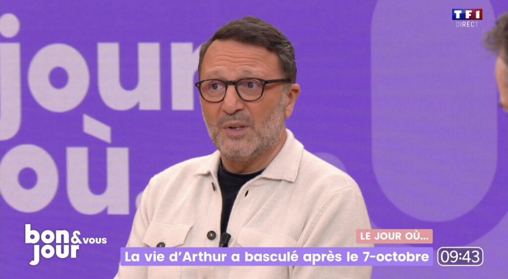 Arthur en fait-il trop ? L’animateur affirme que des invités arrêtent de venir dans son émission car il défend les otages israéliens. (TF1)