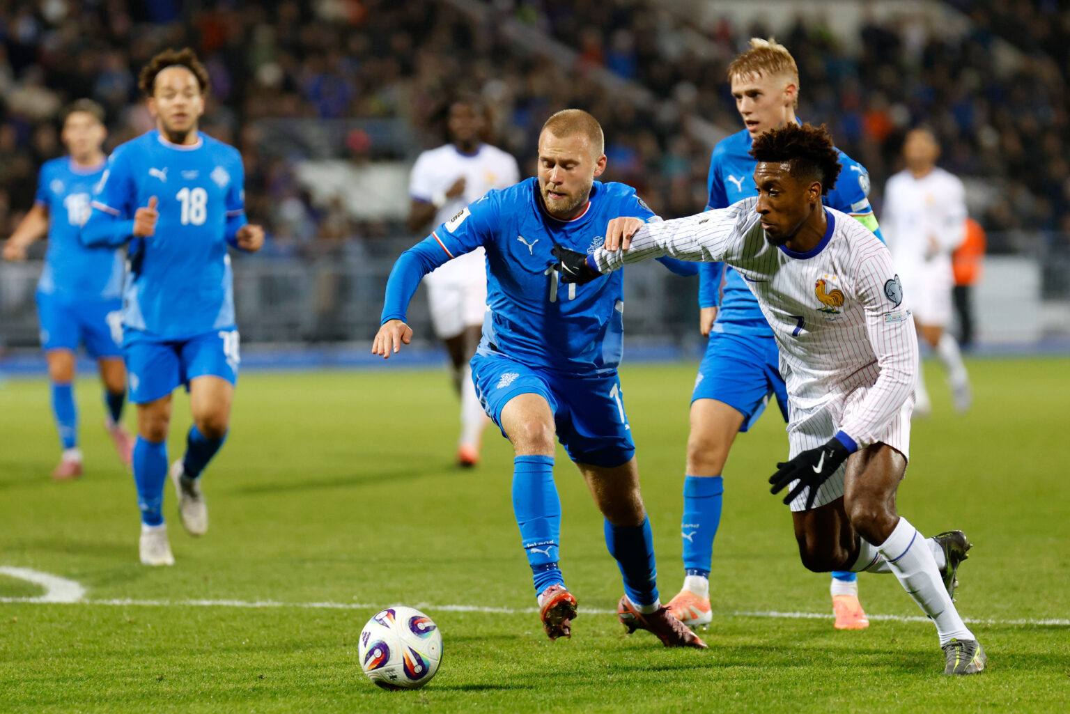 Coupe du monde 2026: les Bleus accrochés en Islande (2-2) (AP/Brynjar Gunnarsson)