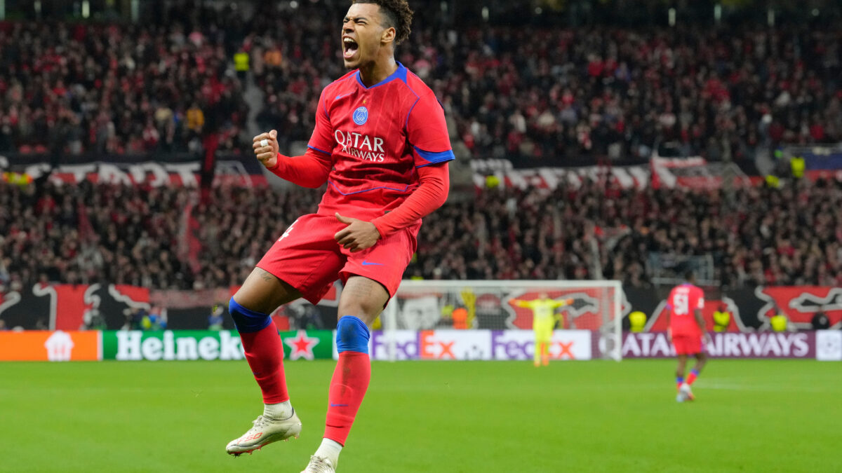 «Le PSG de Luis Enrique rend fou.» La presse européenne encense Paris après sa victoire à Leverkusen 7-2 en Ligue des Champions. (AP/Martin Meissner)