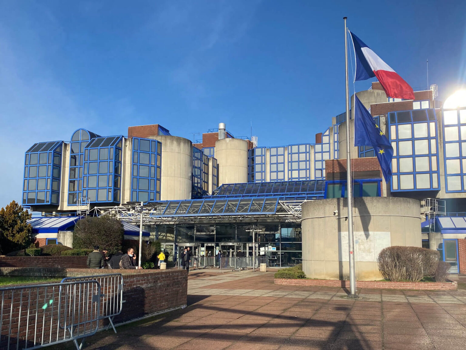 Une femme accuse deux policiers de viol pendant sa garde à vue à Bobigny. Les accusés reconnaissent une relation et sont suspendus. (DR)