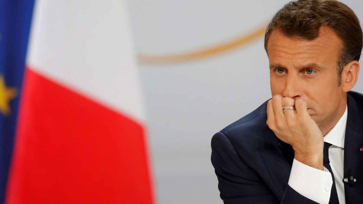 68 % des Français veulent une présidentielle anticipée : un sondage qui en dit long