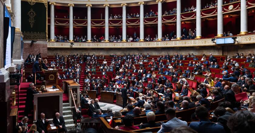 Les députés rejettent le gel du barème de l’impôt sur le revenu voulu par le gouvernement