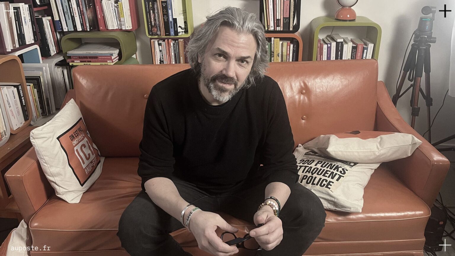 Aymeric Caron désavoue LFI : « Je n’étais pas favorable à la fermeture de C8 »