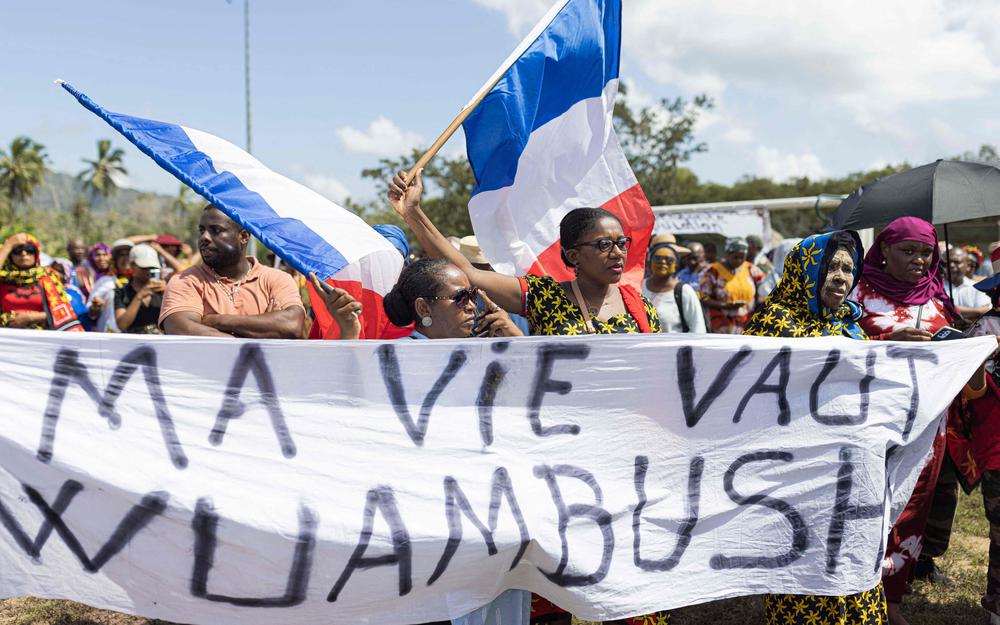 Immigration Et Démographie Explosive, Sécurité En Lambeaux &Quot;Take Back&Quot;