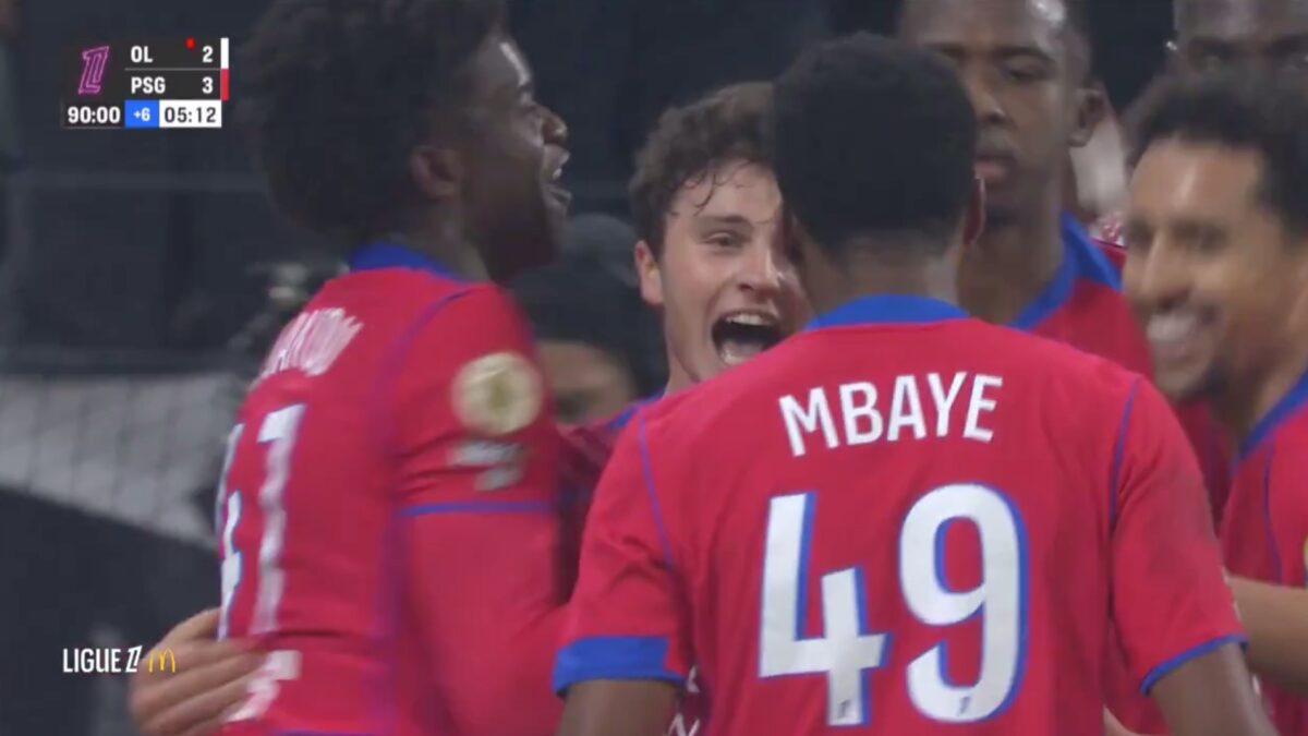 Ligue 1 - Le PSG s'impose à Lyon dans les arrêts de jeu (2-3) et reprend la tête du championnat. (Ligue 1+)