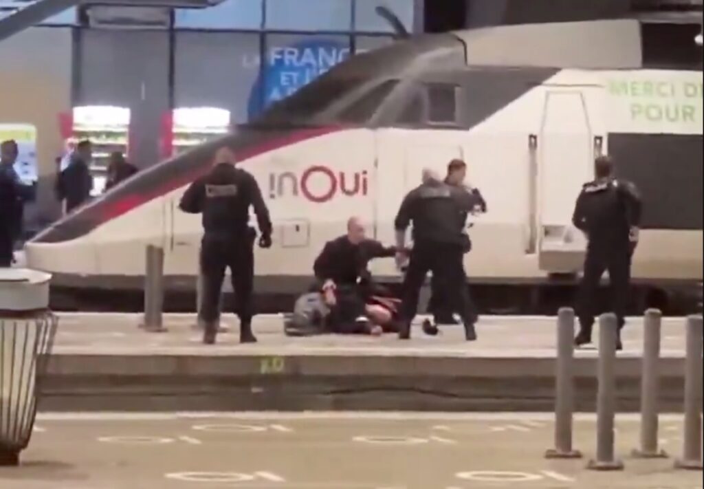 Gare Montparnasse : un homme armé d'un couteau neutralisé par la police. (DR)