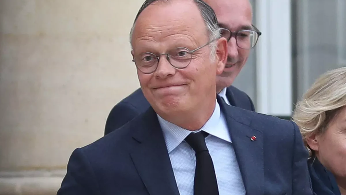 Edouard Philippe se défend : « Je n’ai pas fragilisé les institutions »