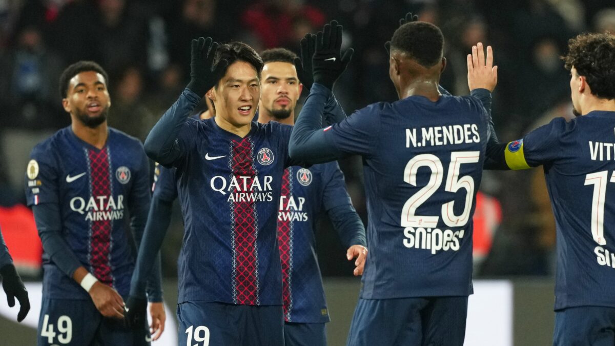 Ligue 1 - le PSG s’impose face au Havre 3-0 et confirme sa place de leader devant l'OM. (AP)