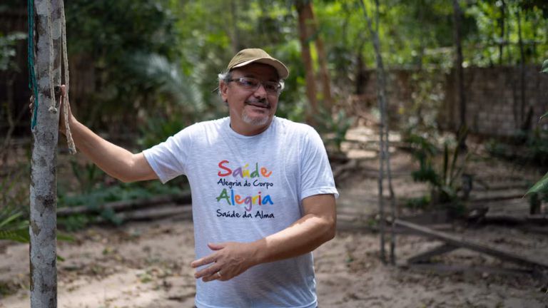 Accusé à tort par Bolsonaro d’avoir incendié l’Amazonie, un écologiste brésilien est désormais financé par Leonardo DiCaprio (AP)