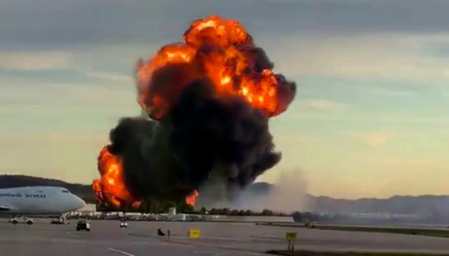 VIDÉO CHOC - Crash d’un avion-cargo UPS vers Hawaï: au moins sept morts. (DR)