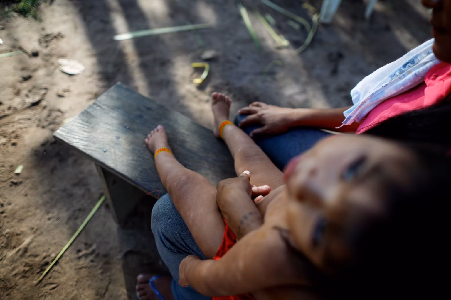 Des scientifiques brésiliens étudient le lien entre l’extraction d’or illégale en Amazonie et les handicaps chez les nouveau-nés