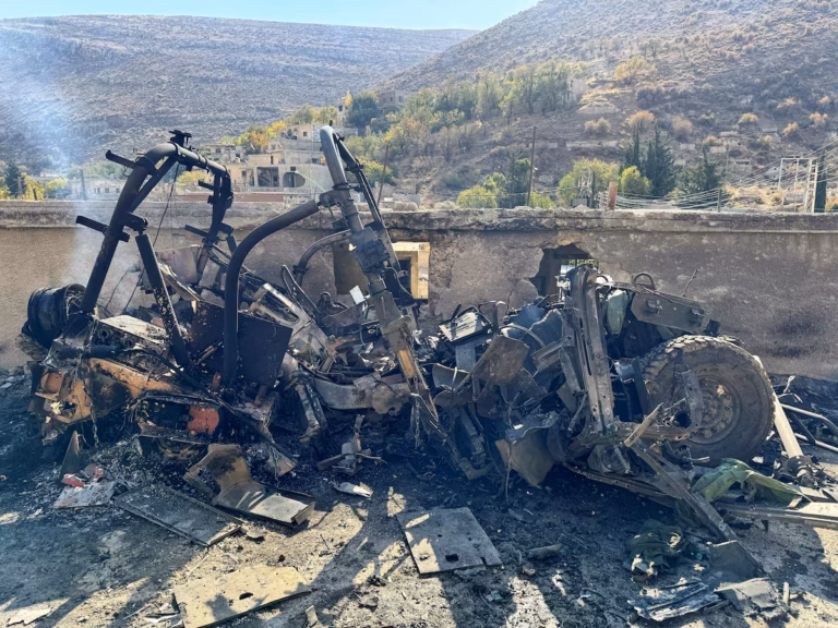 Dix personnes tuées lors d’un raid israélien dans le sud de la Syrie, selon les autorités syriennes (AP)