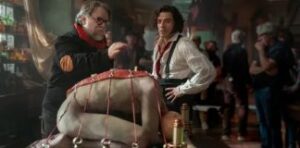 Guillermo del Toro revisite Frankenstein avec une œuvre intime et bouleversante